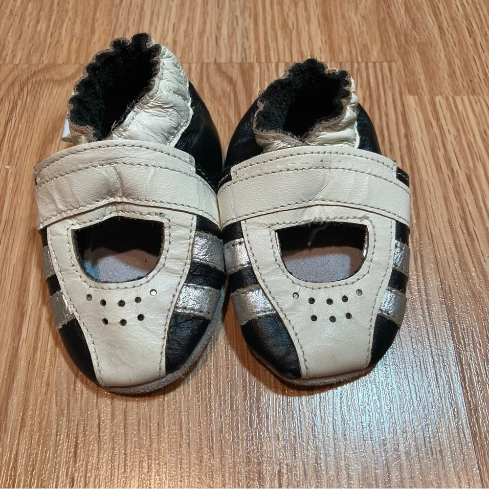 Momo Baby Leather Soft Sole‎ Crib Shoes Black White Silver 0-6 Months Infant